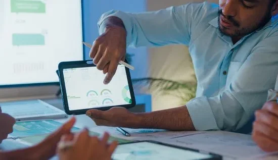 Deciding which Multi-Stage Competitive Procedure to choose