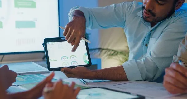 Multi-Stage Competitive Procedure to choose